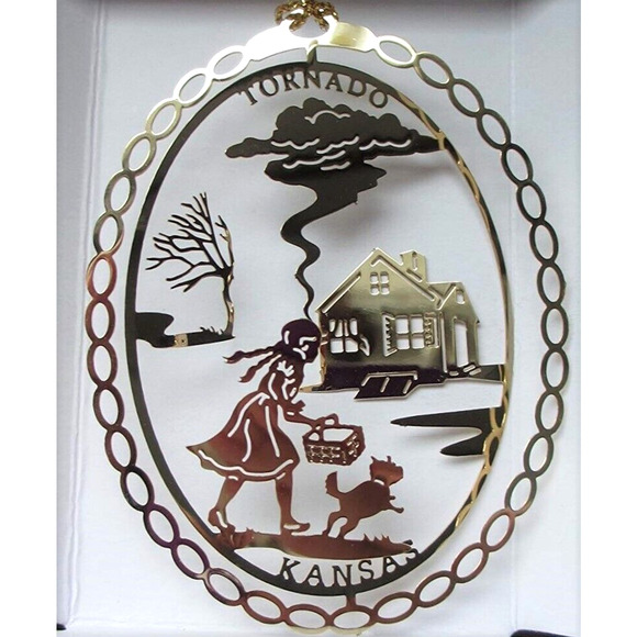 Wizard of Oz Brass Ornament Tornado Kansas Farm House Movie Scene Dorothy Toto - Picture 6 of 6